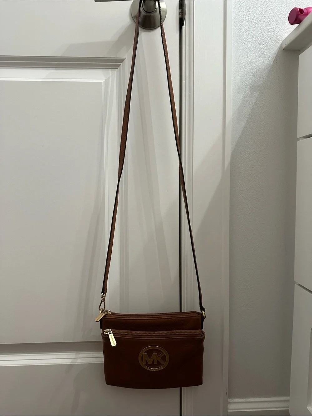 Vintage Michael Kors Tan Pebble Leather MK Circle Logo Crossbody